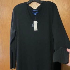 100% Cashmere V-Neck NWT!